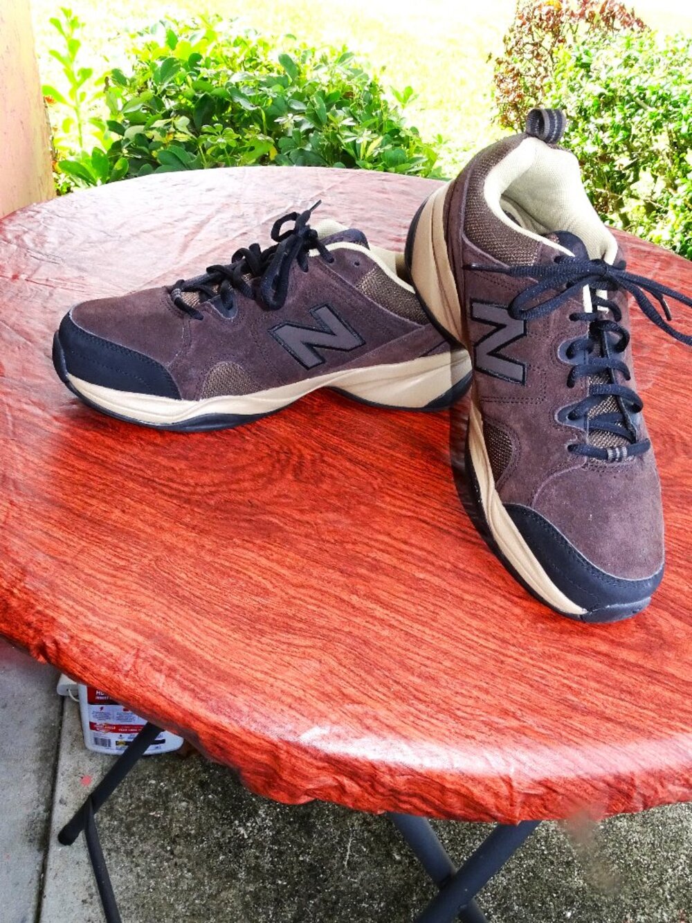 Men's New Balance Memory Foam Hiking Shoes Brown;/Beige 9 1/2 4E